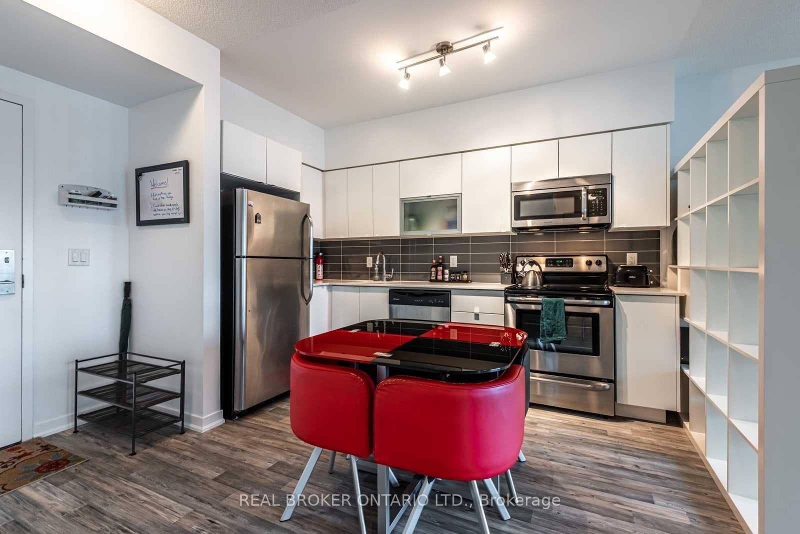 69 Lynn Williams Street Unit 613 photo 8