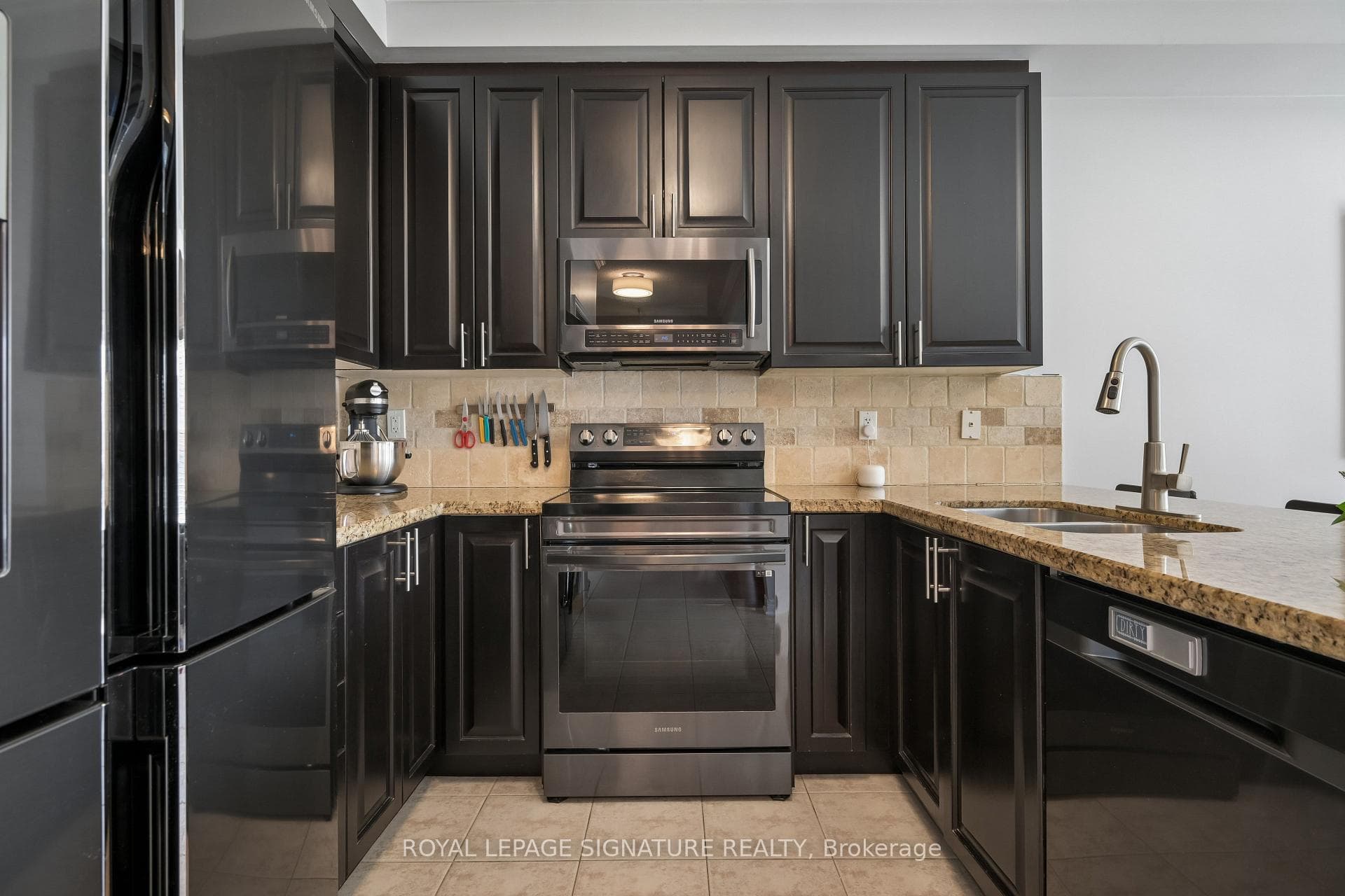 18 Senwood Street photo 20