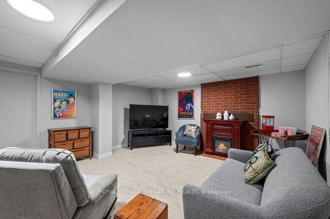 4212 Stonemason Crescent photo 35