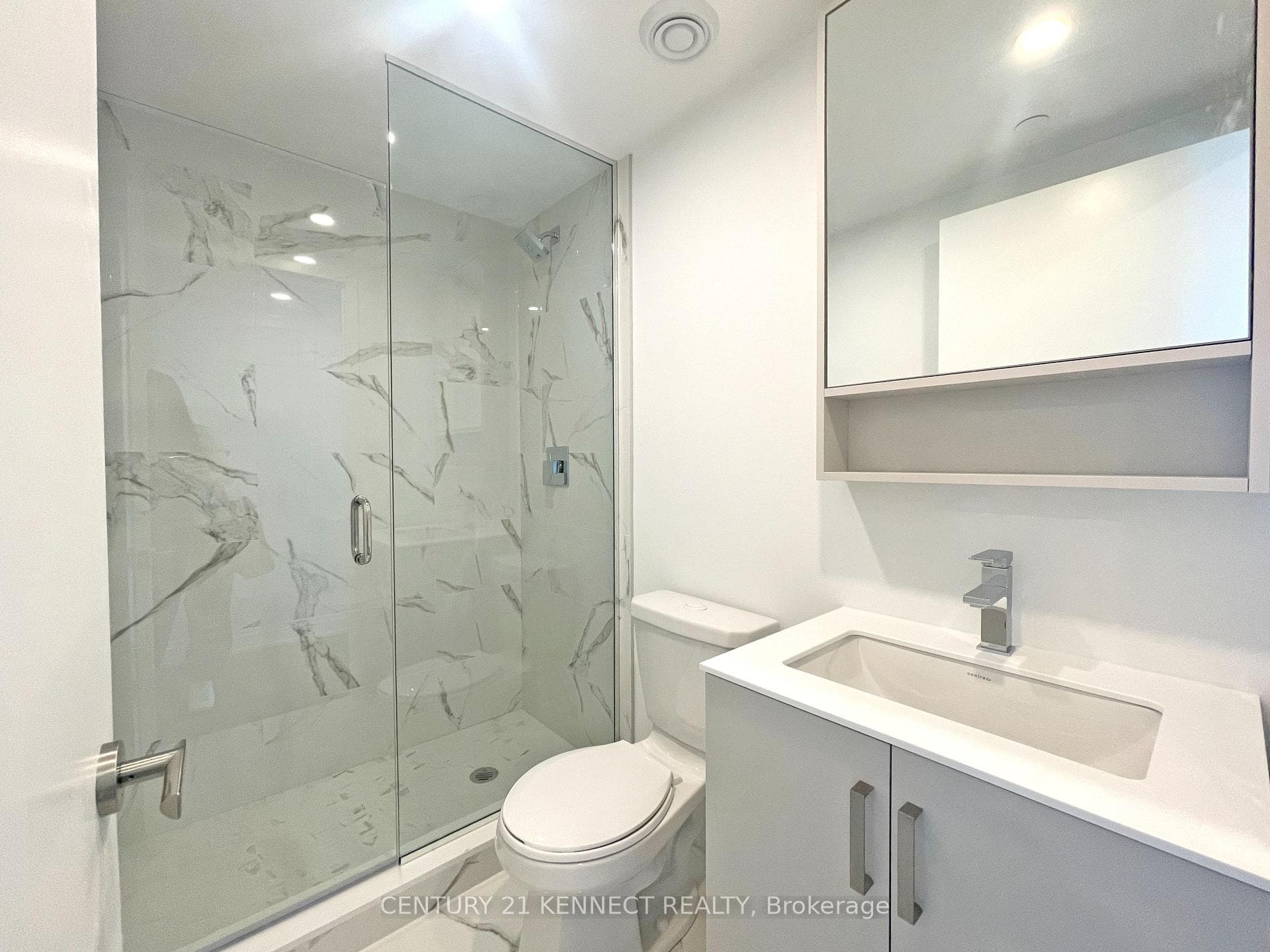88 Queen Street Unit 4815 photo 18