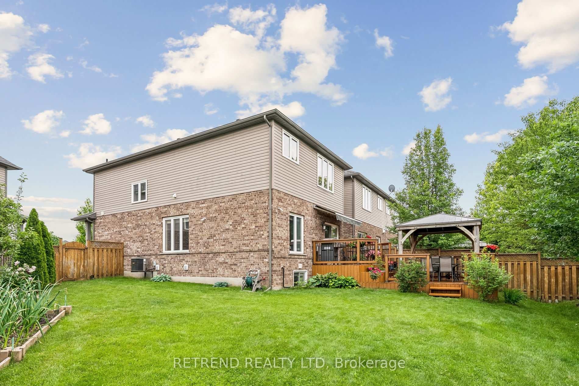 73 Videl Crescent photo 40