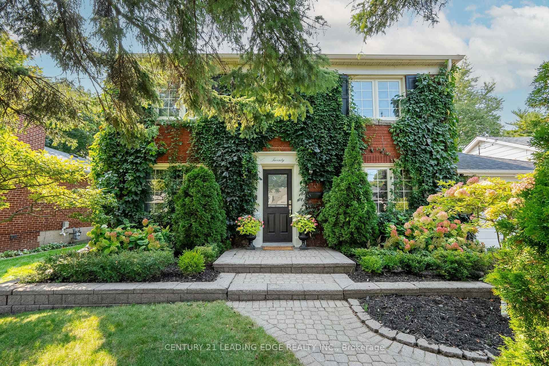 20 Scarborough Heights Boulevard photo 3
