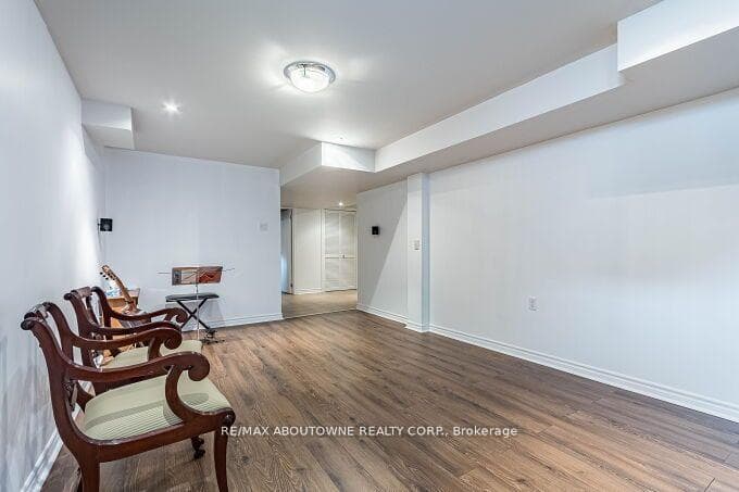 2434 Westoak Trails Boulevard photo 33