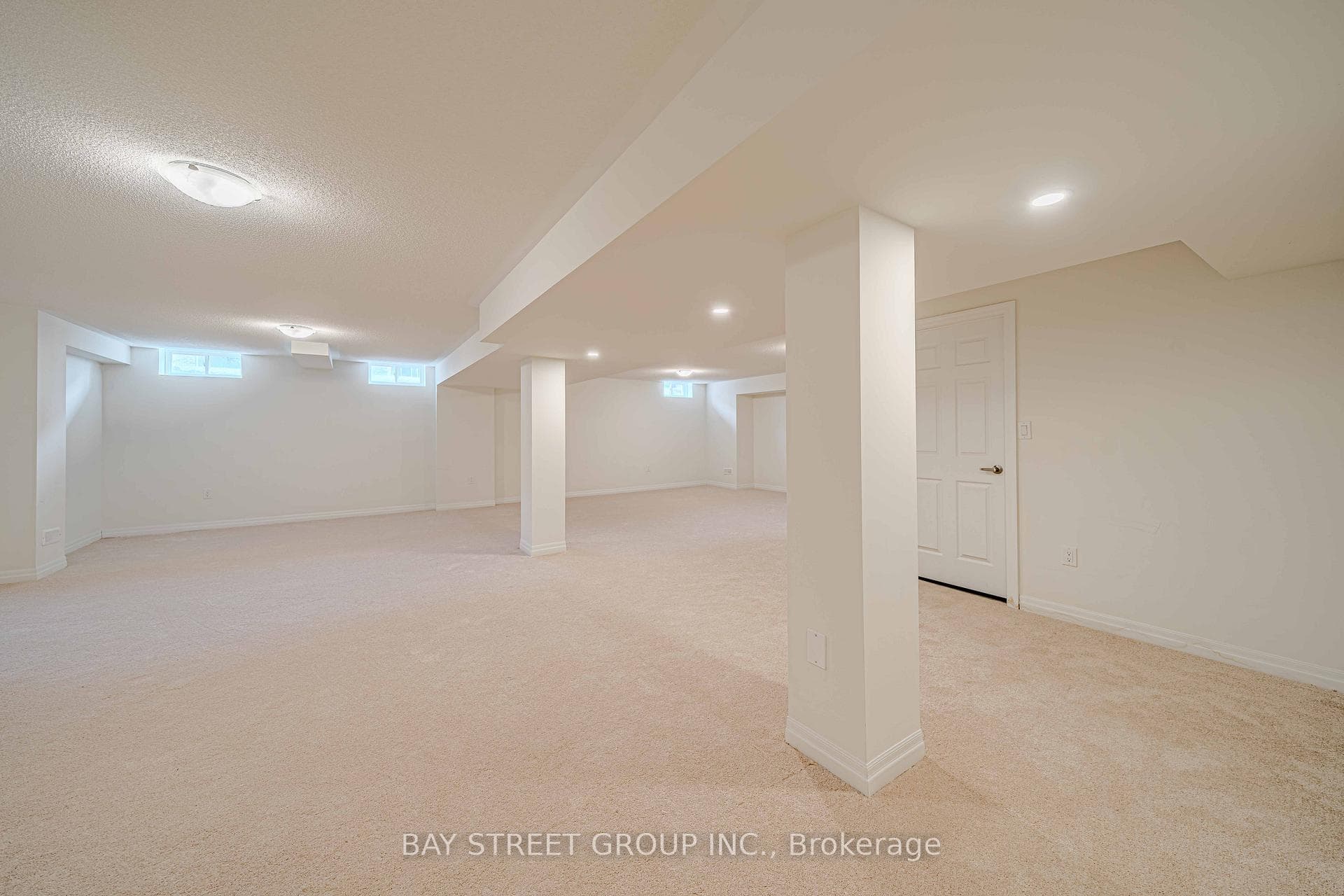 21 Stennett Drive photo 37