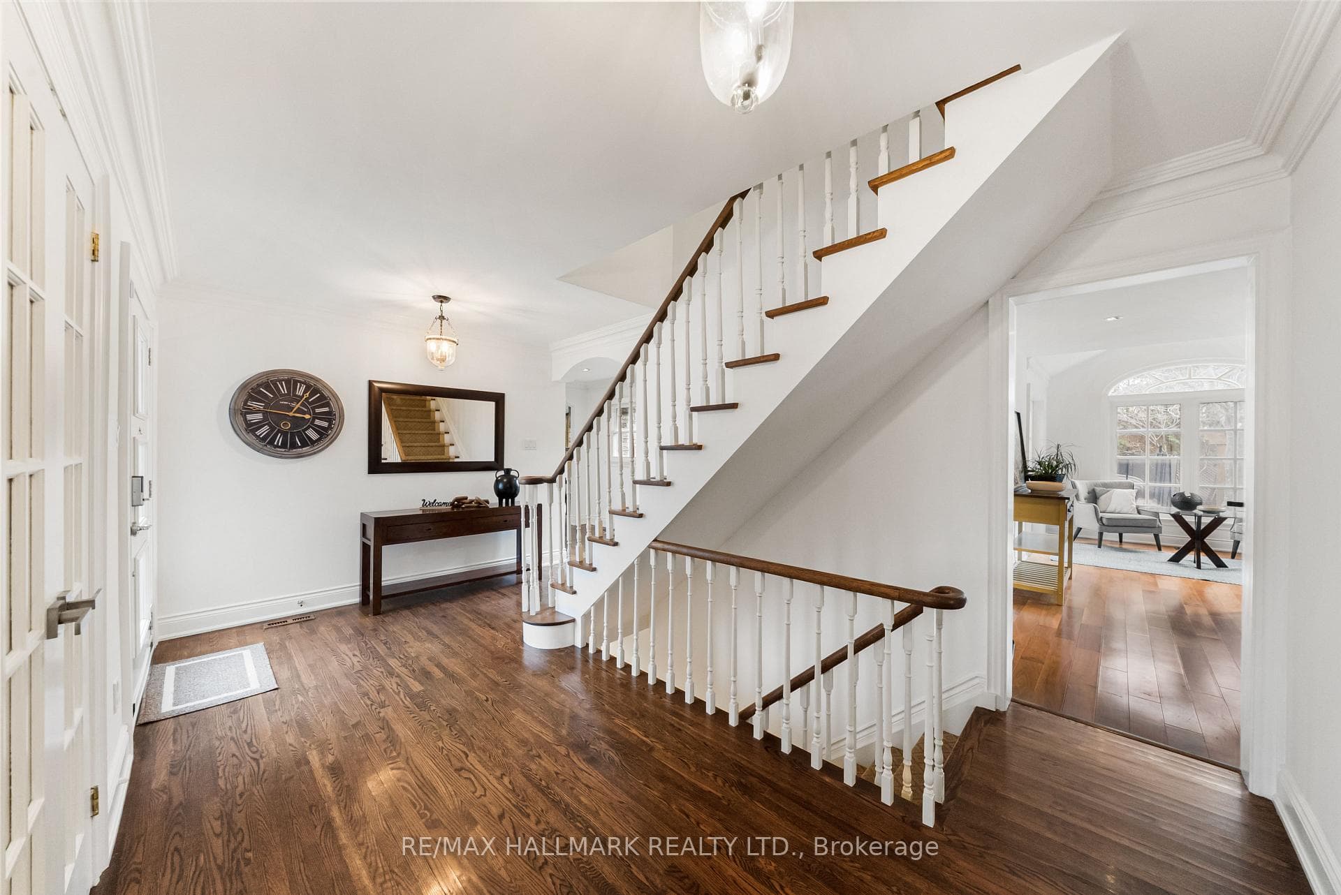 55 Riverside Boulevard photo 5