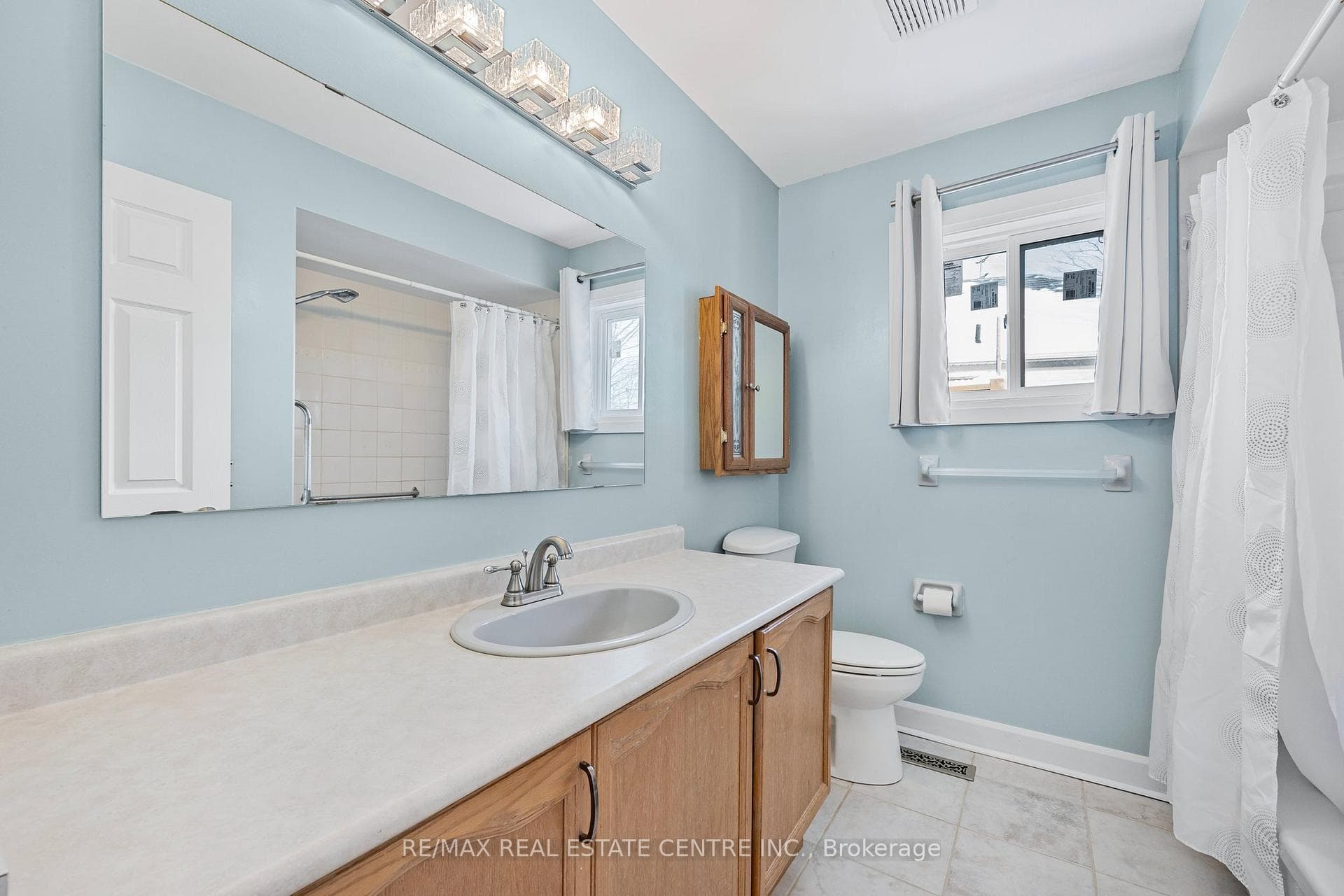 5 Harwood Drive photo 13