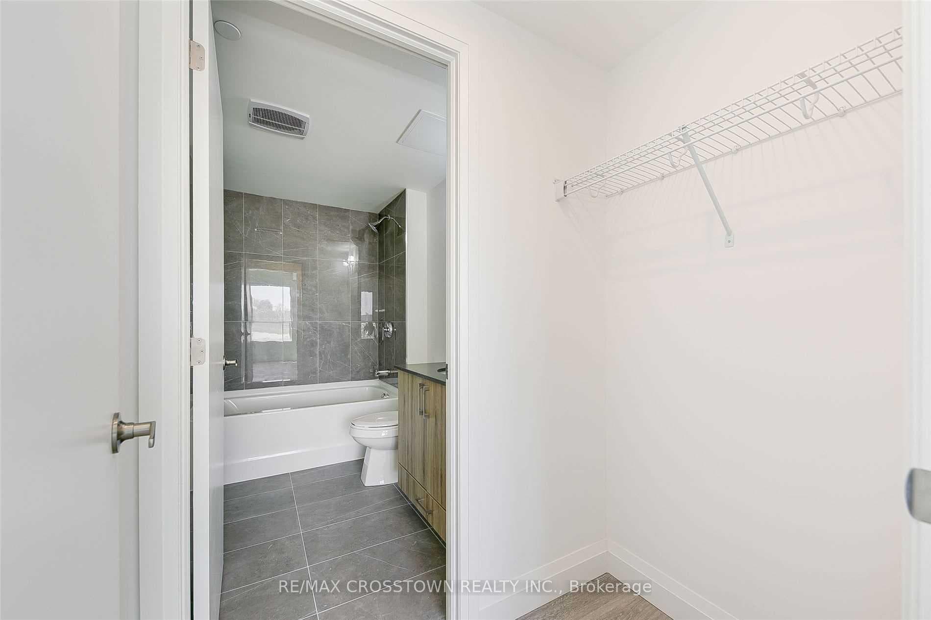 58 LAKESIDE Terrace Unit 712 photo 19