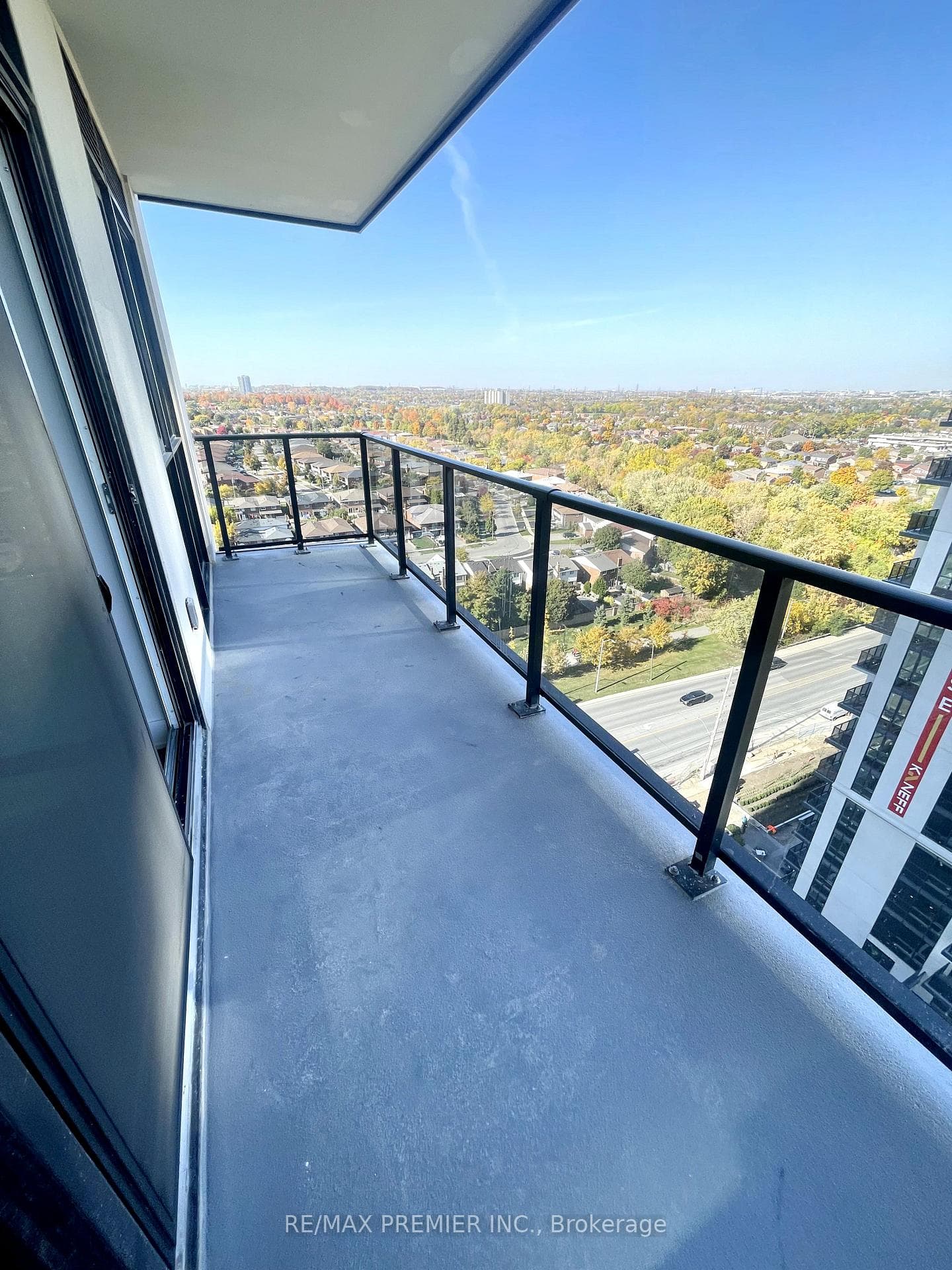 202 Burnhamthorpe Road Unit 1508w photo 15