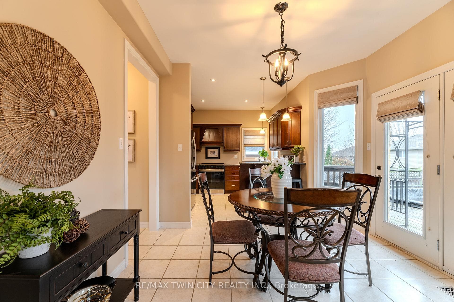 79 Taylor Road photo 17