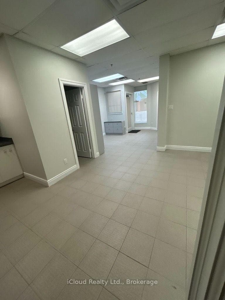80 Regina Road Unit 21 photo 3