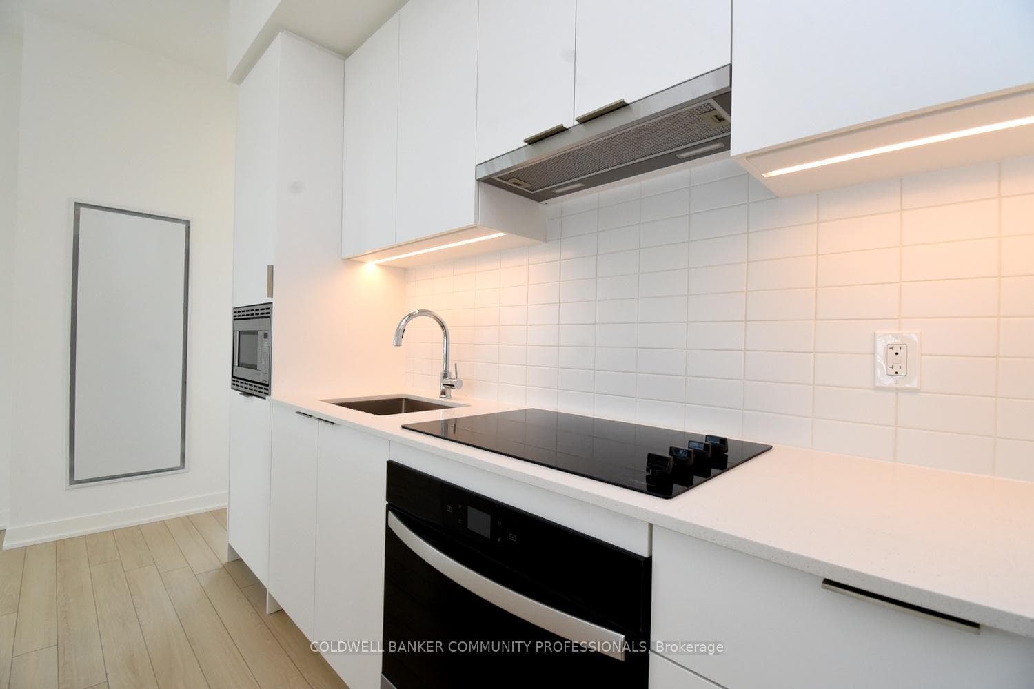 3071 Trafalgar Road Unit B-106 photo 17