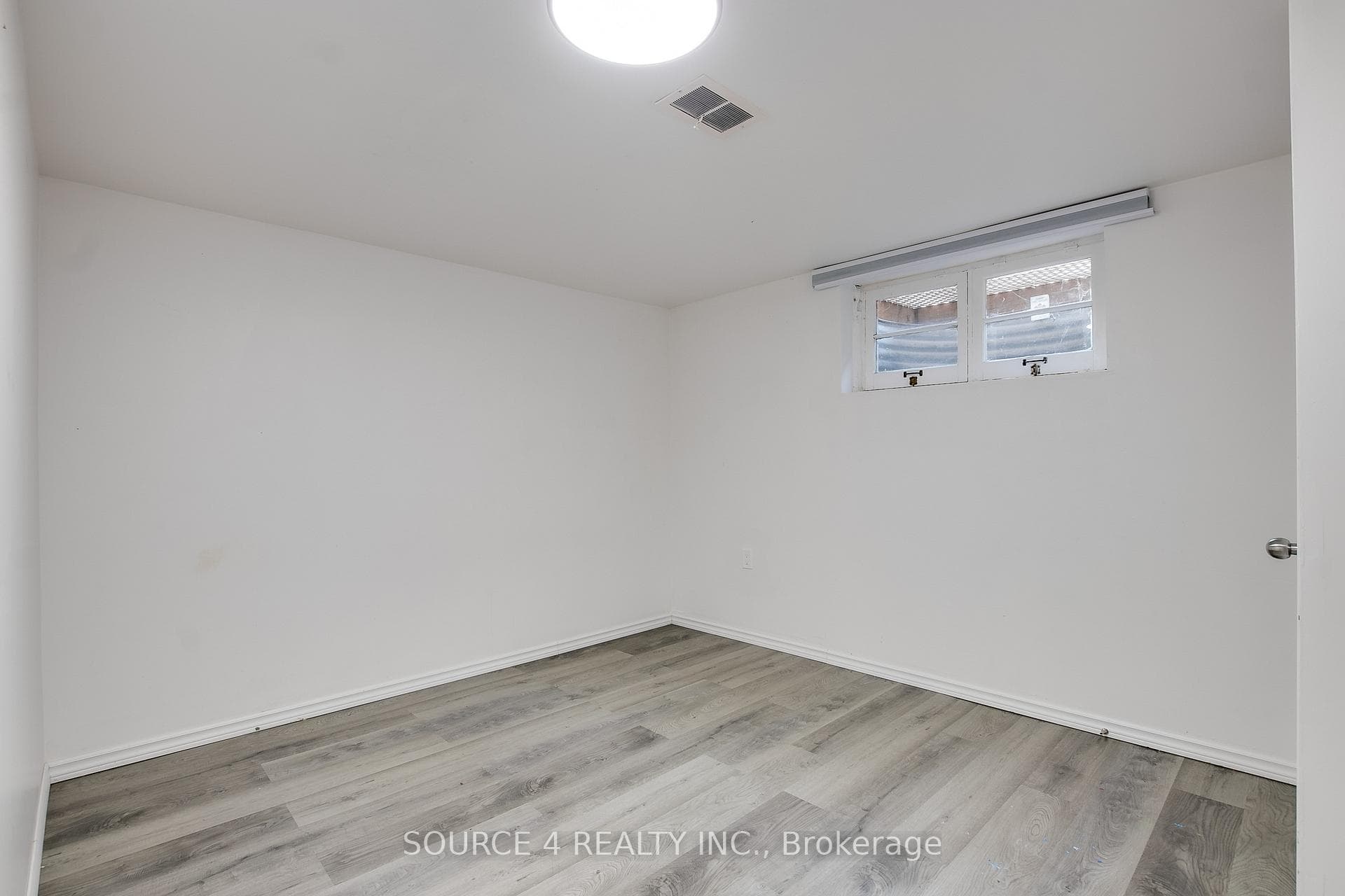 57 Fishleigh Drive photo 20