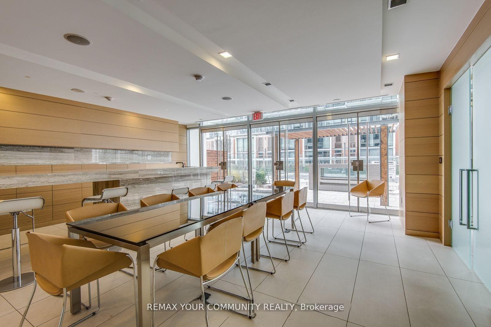 39 Queens Quay Unit 815 photo 41