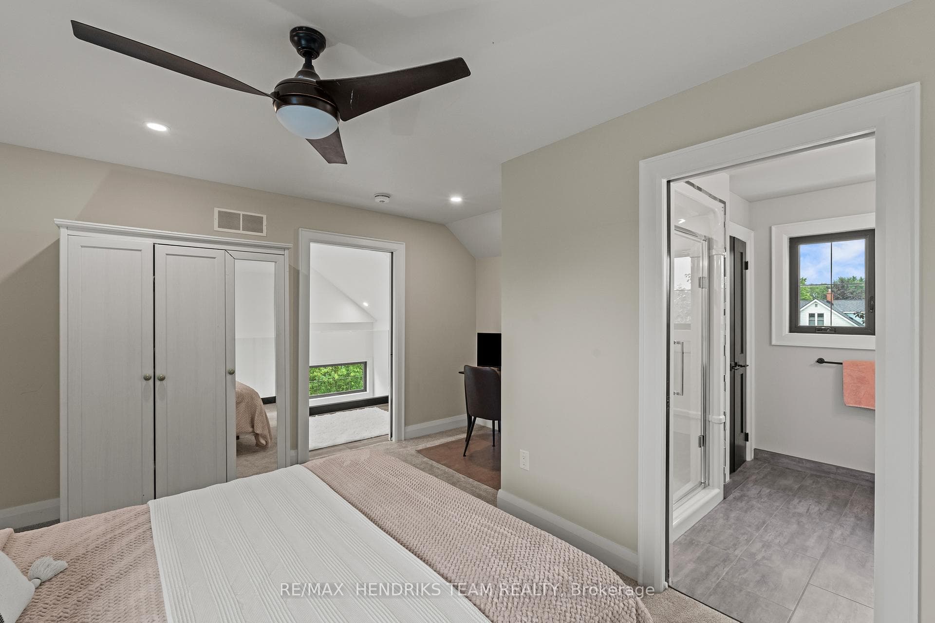 8 Stanmary Drive photo 25