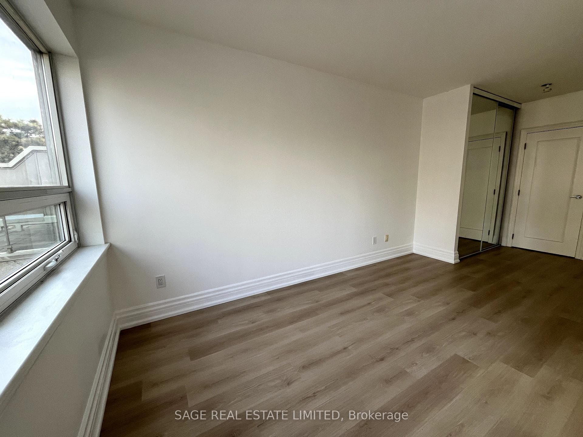 111 Merton Street Unit 306 photo 15