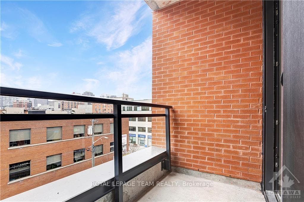 10 JAMES Street Unit 403 photo 20