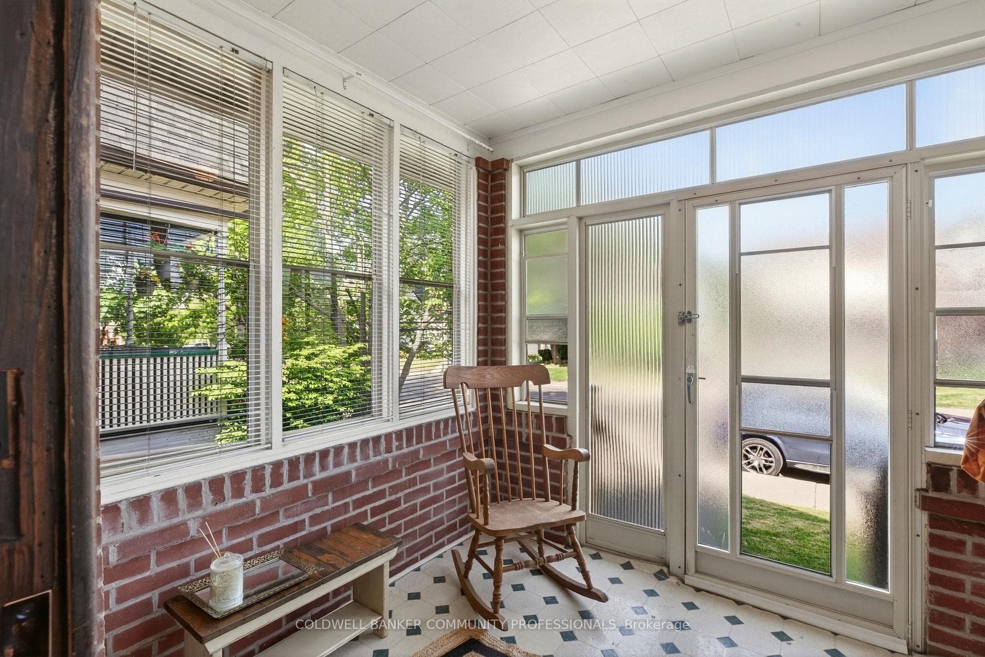 48 Longwood Road photo 4