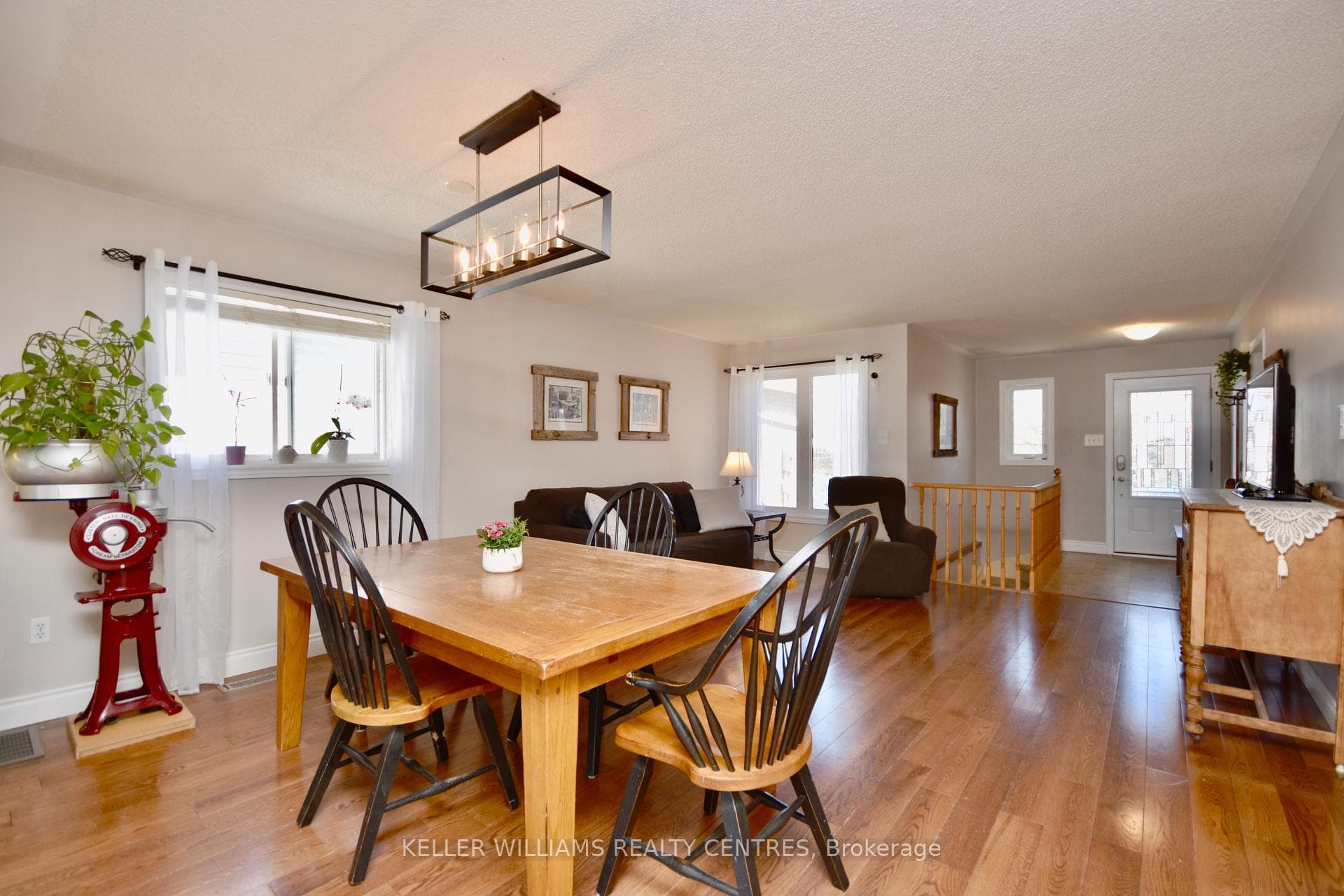 67 Moir Crescent photo 10