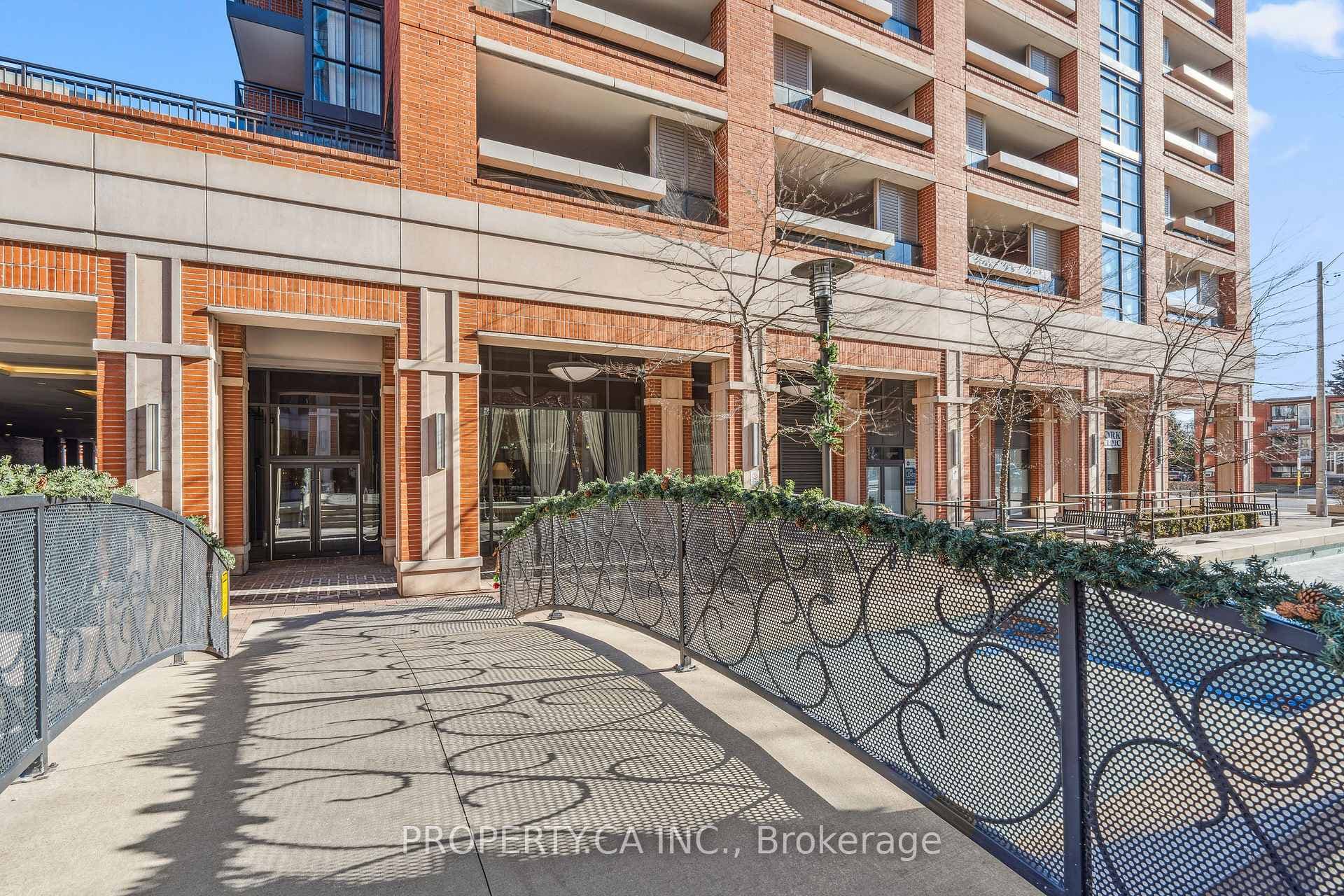 800 Lawrence Avenue Unit 306 photo 25