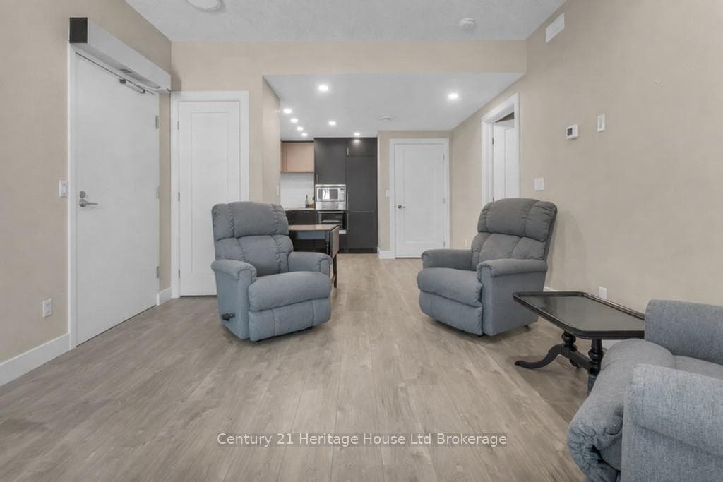 15 Woodcock Drive Unit 103 photo 4