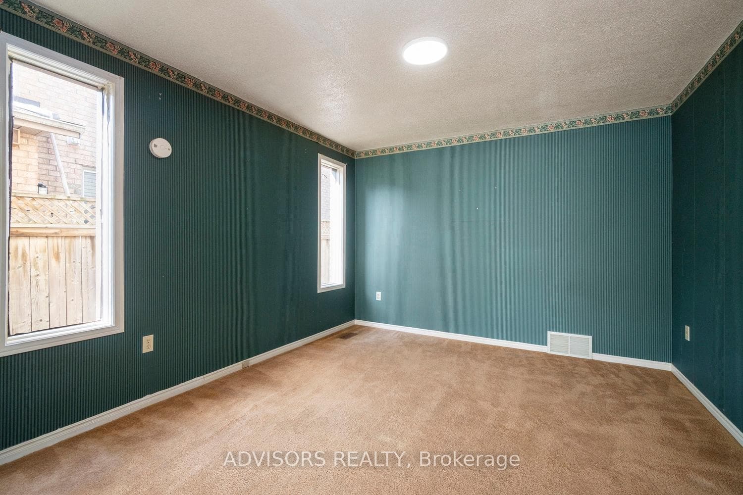 3428 Bristol Drive photo 6