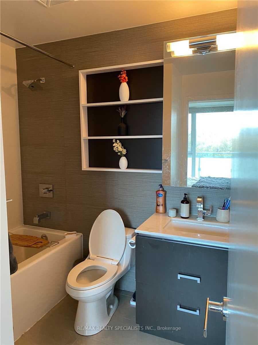 1830 BLOOR Street Unit 518 photo 7