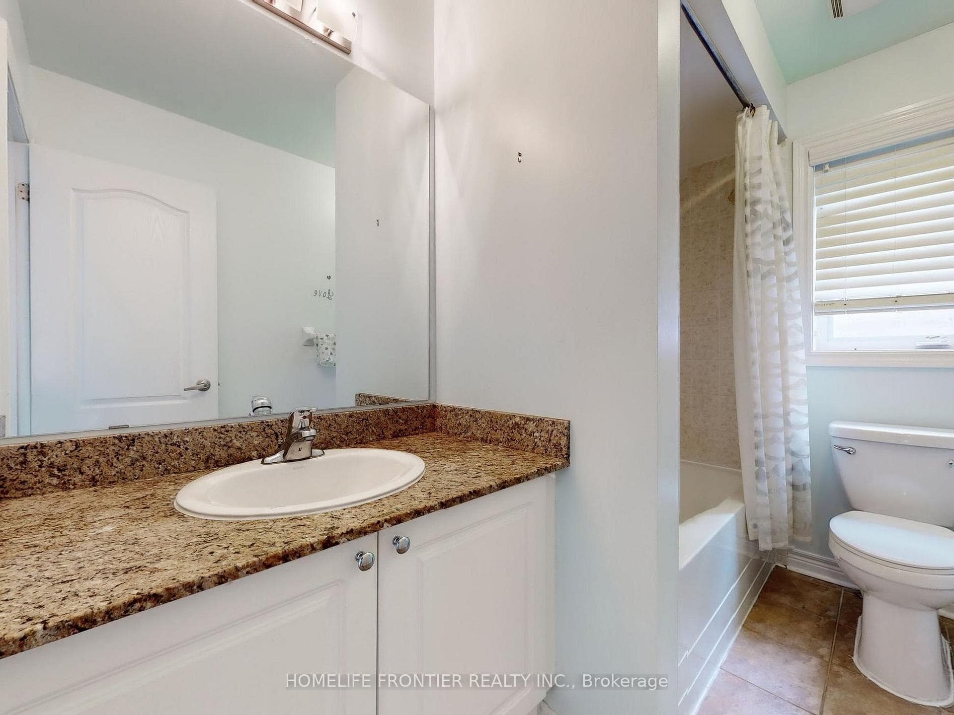 245 Knapton Drive photo 28