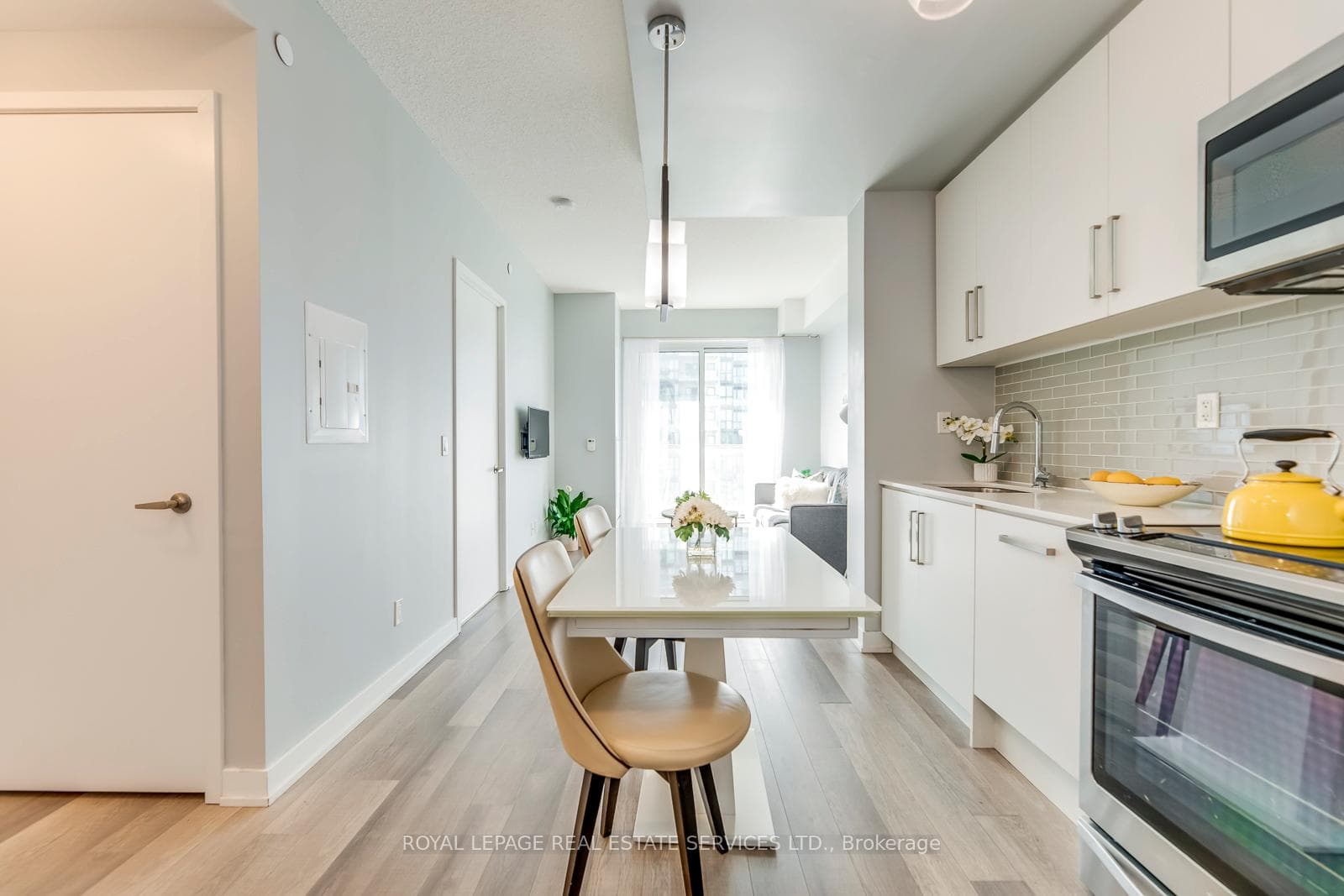 5180 Yonge Street Unit 2609 photo 8