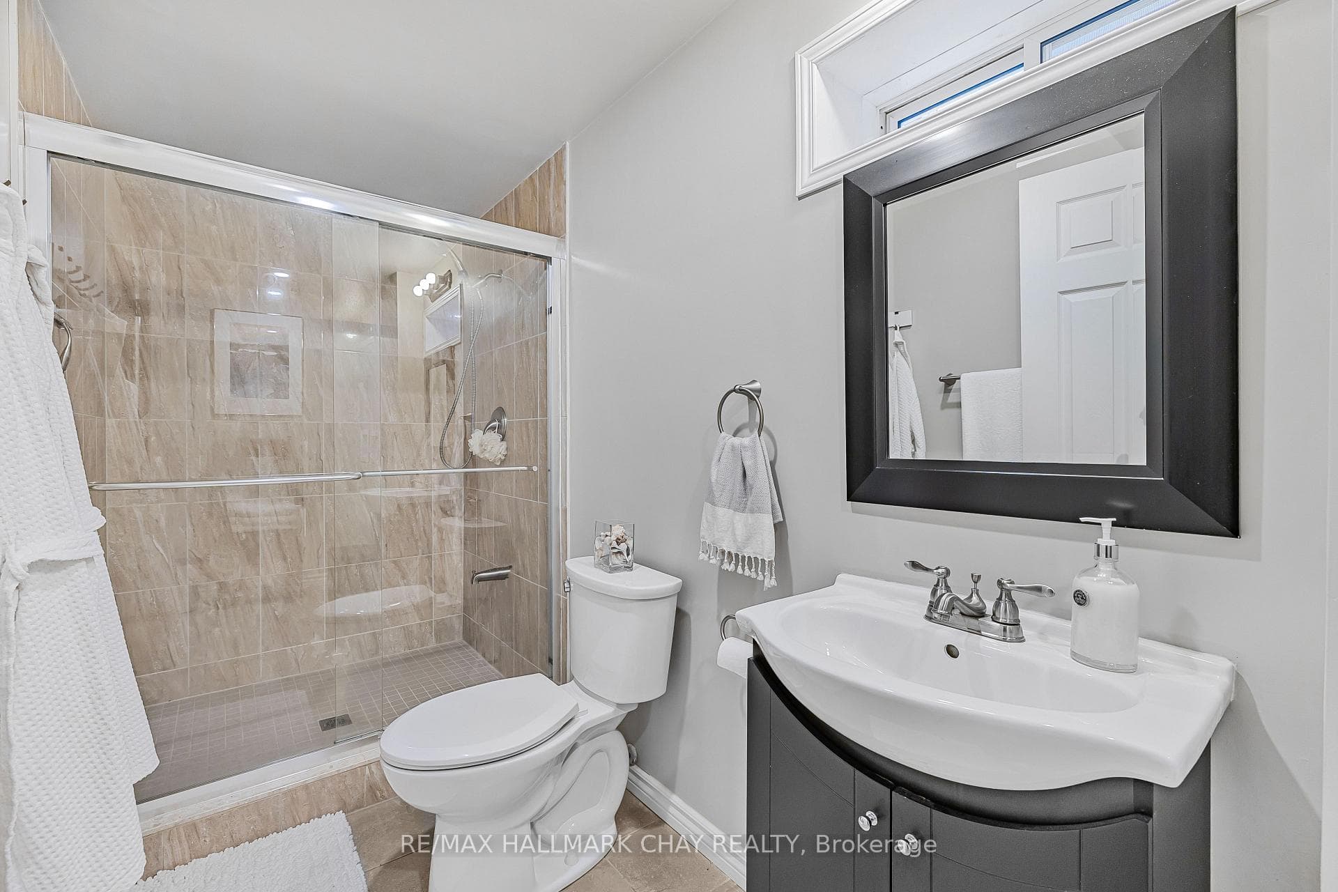 184 Aishford Road photo 30