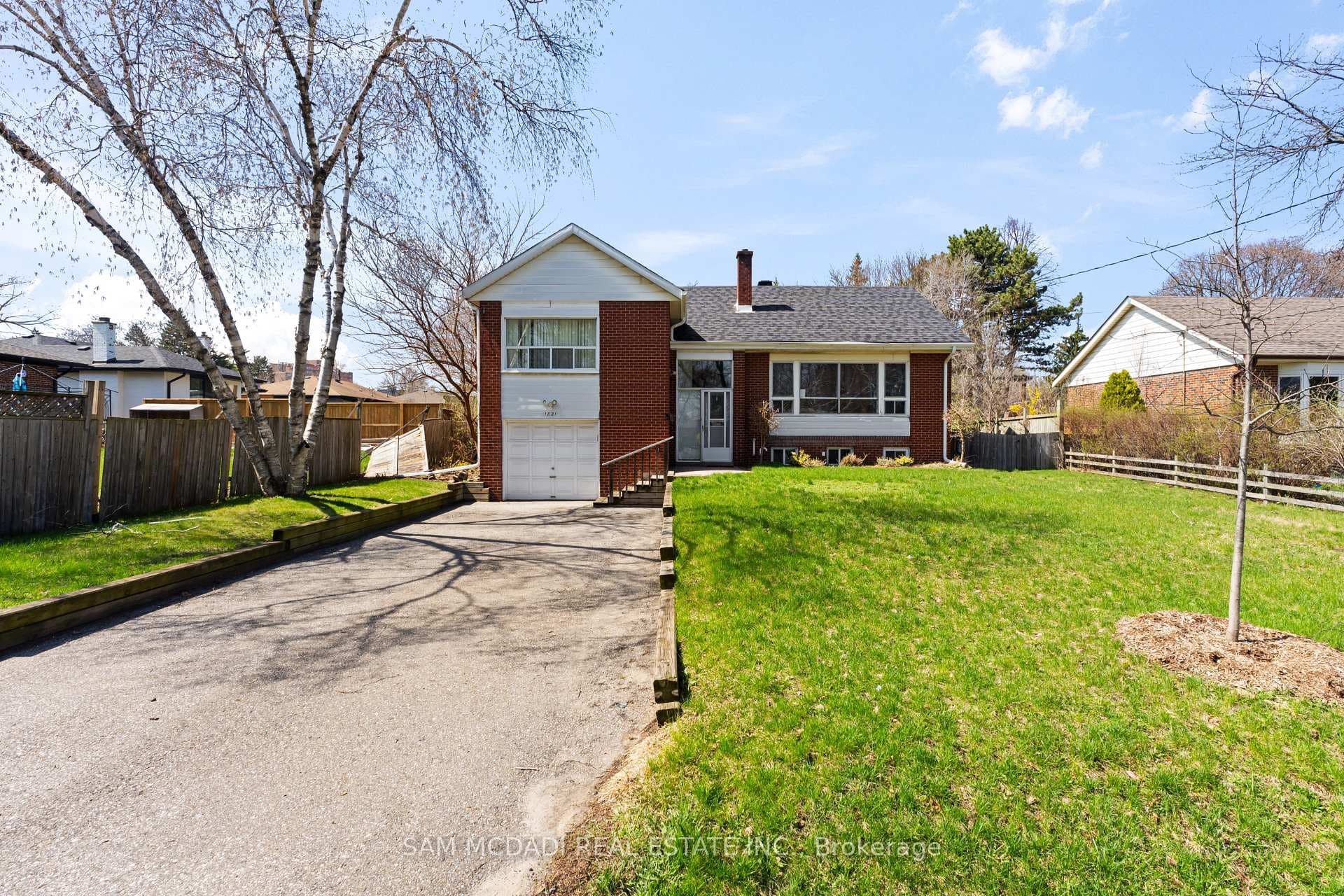 1821 Christopher Road photo 1