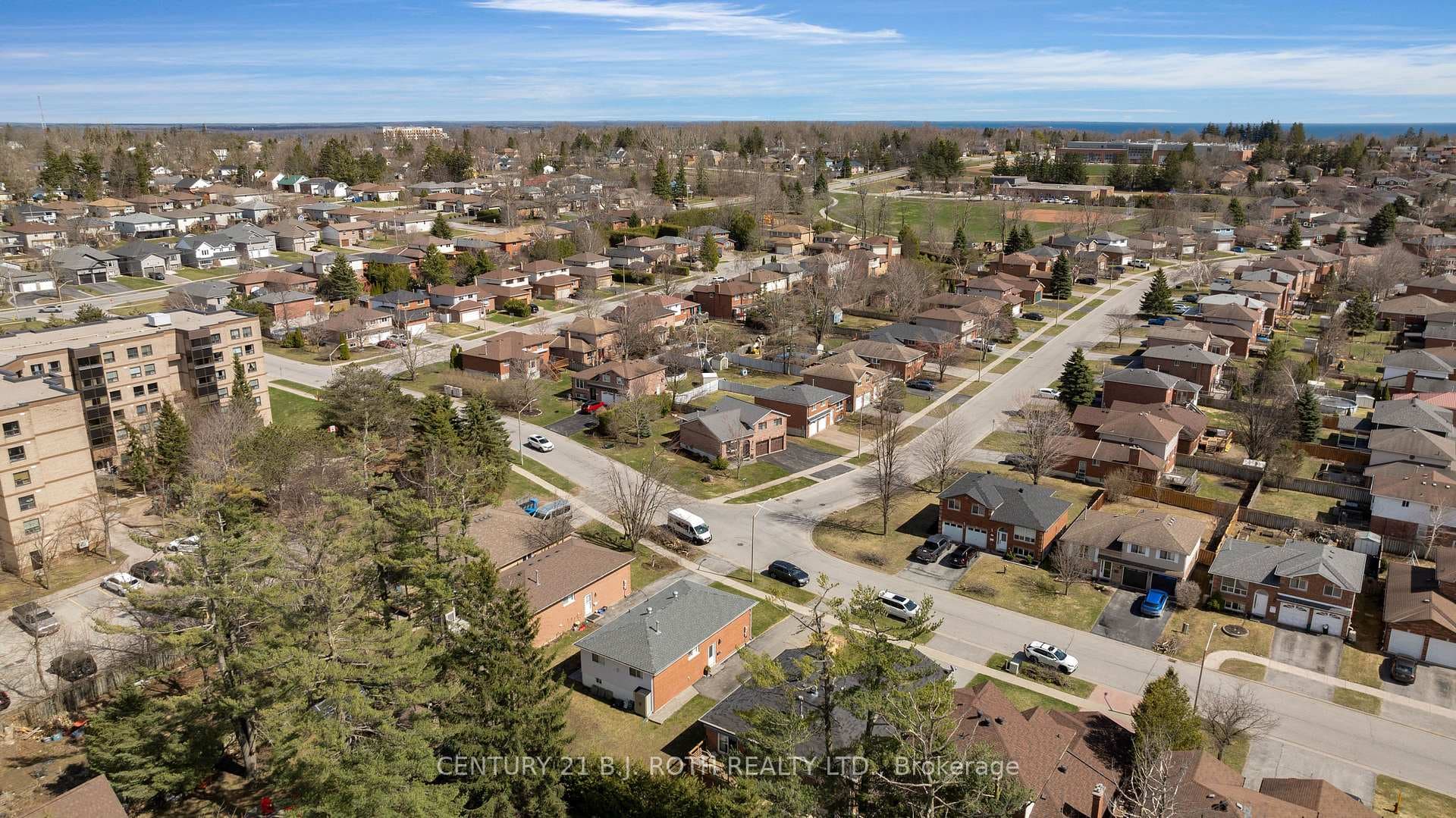 112 Lewis Drive photo 45