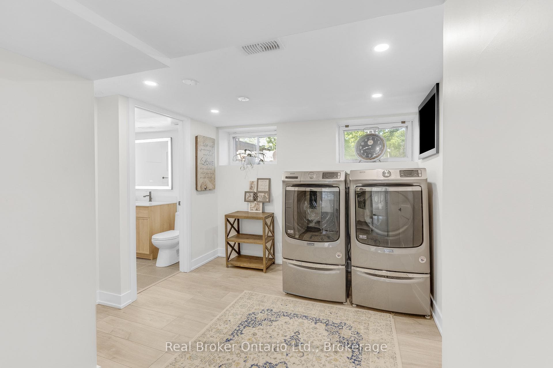 377 Duncombe Drive photo 24