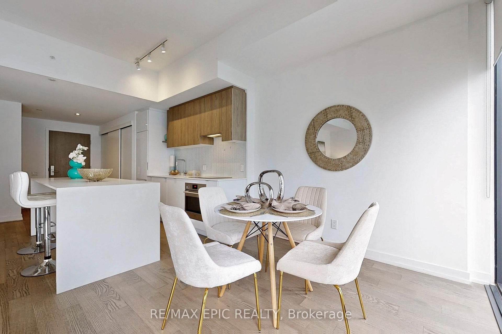 161 Roehampton Avenue Unit 801 photo 11