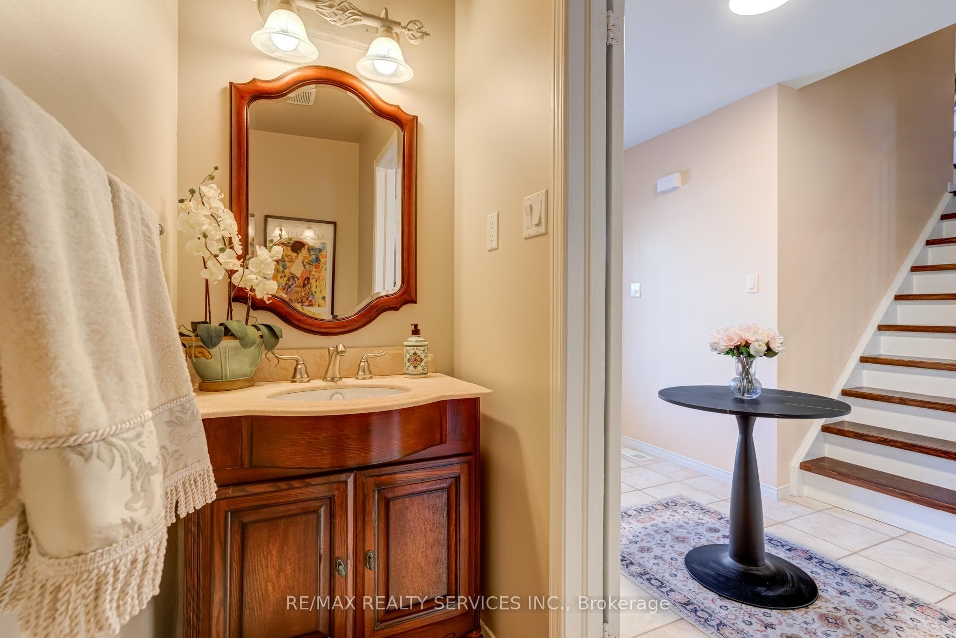 15 Claudette Gate photo 18