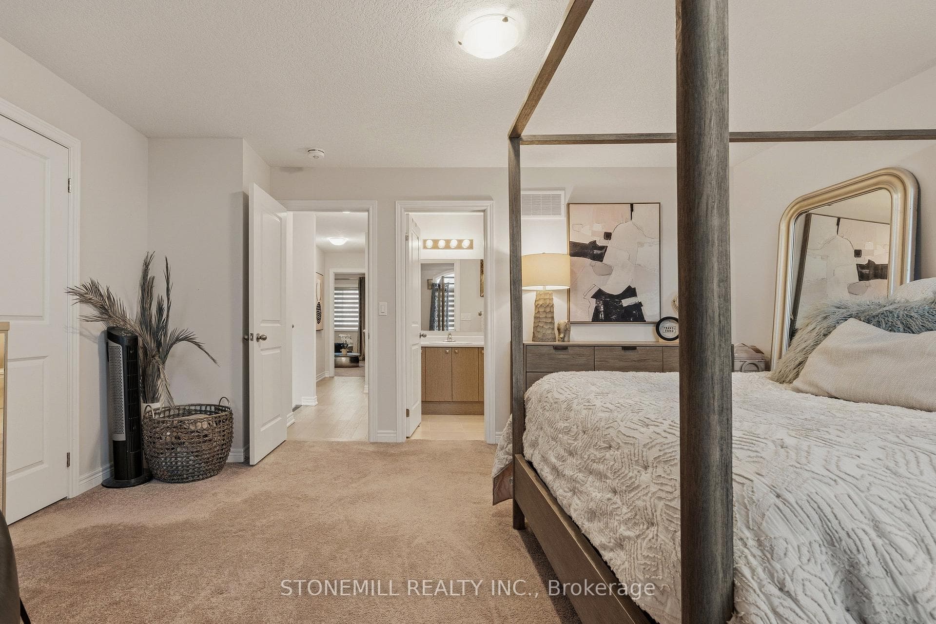 78 Starling Drive photo 12