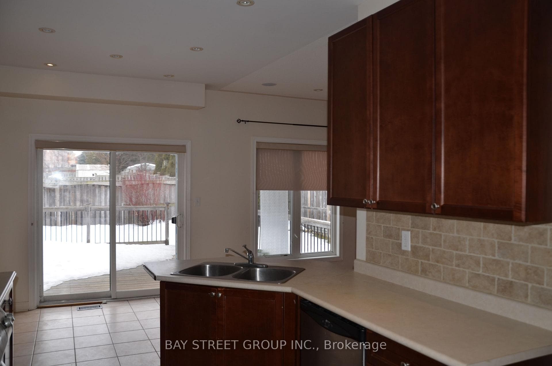 27 Wilcliff Court photo 9
