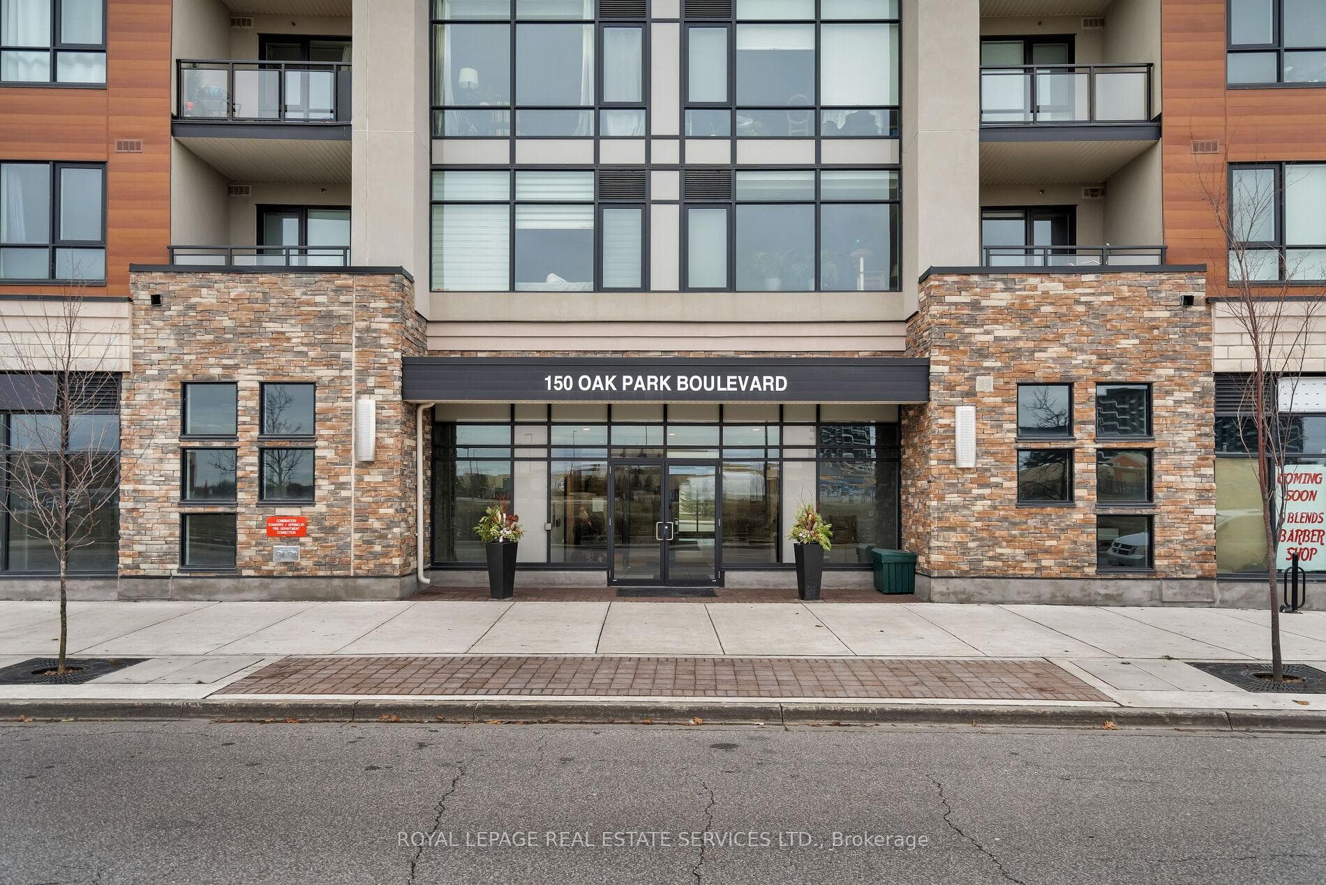 150 Oak Park Boulevard Unit 420 photo 32