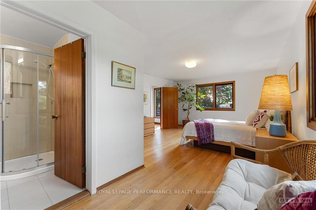 27 SILVERWOOD Road photo 17