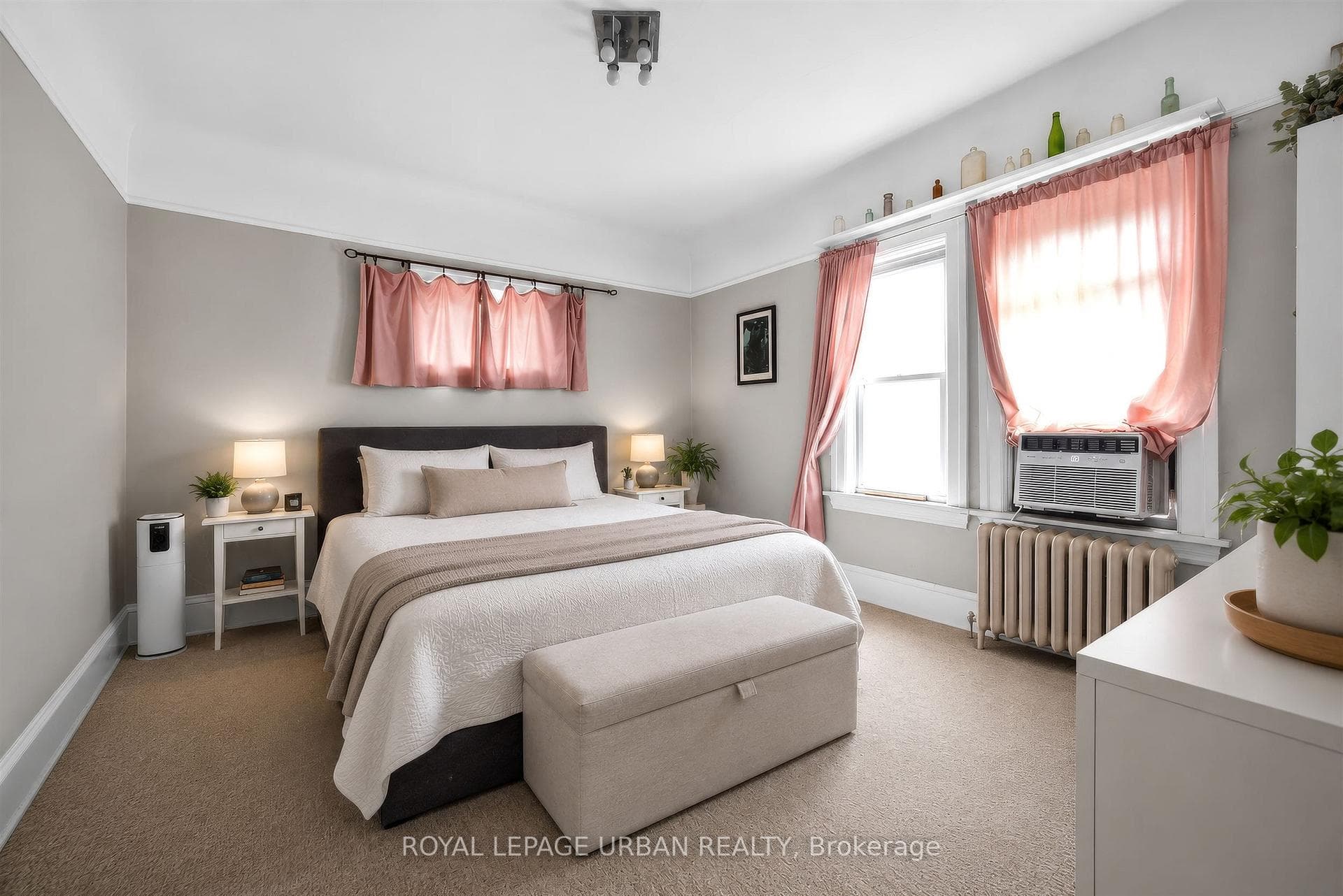 Suite 201 Primary bedroom