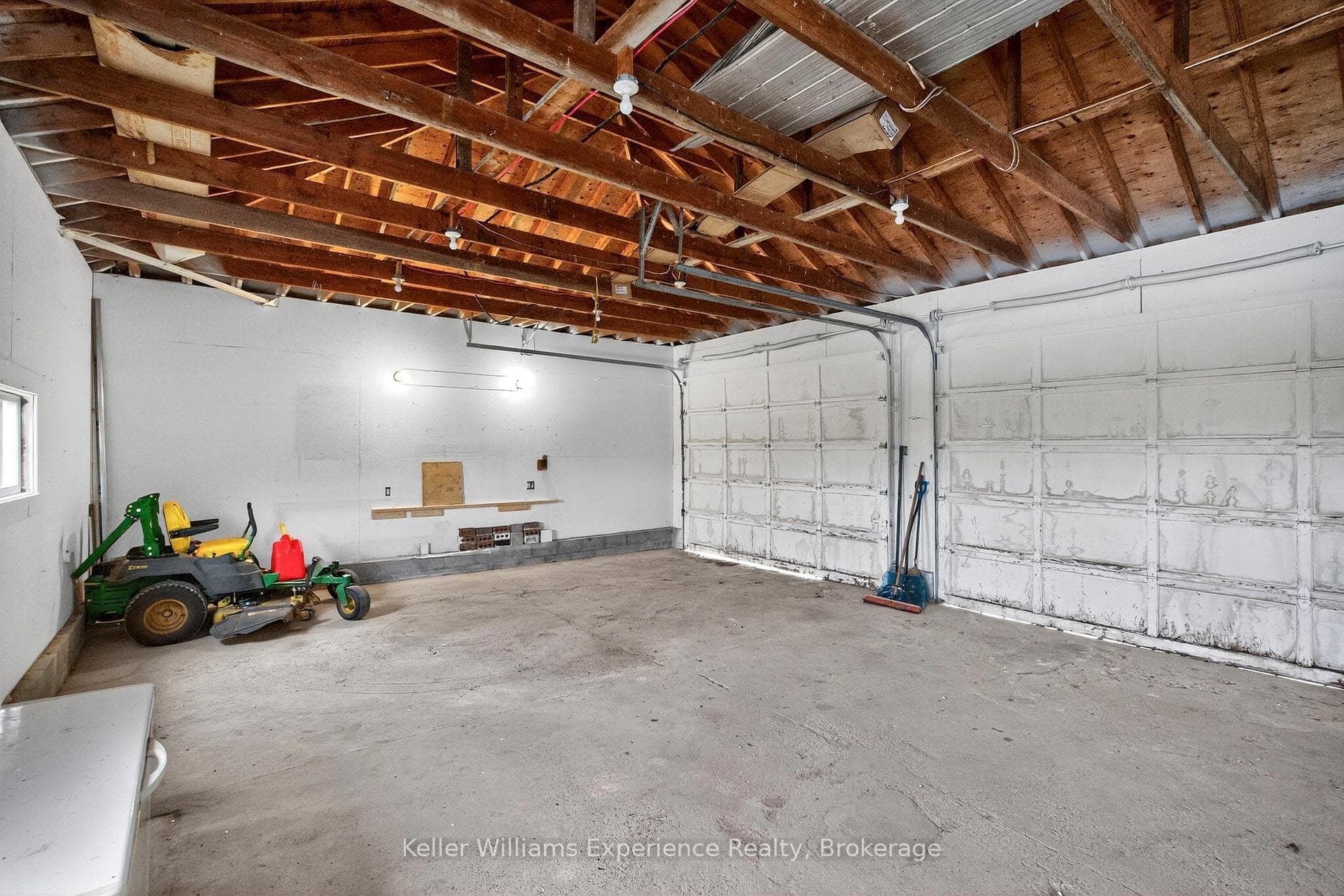 2936 Flos 6 Road photo 33