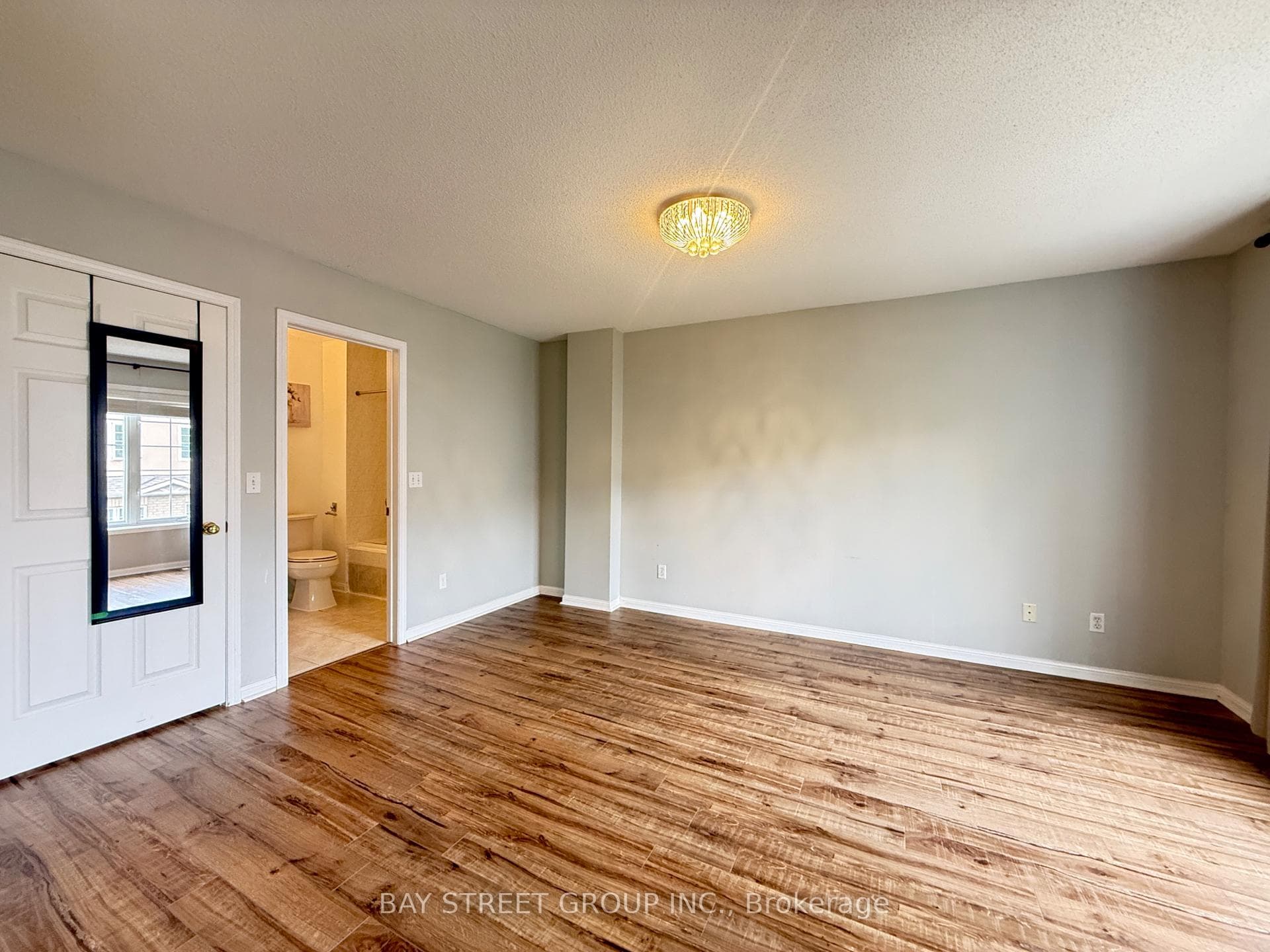 20 St Moritz Way Unit 16 photo 11