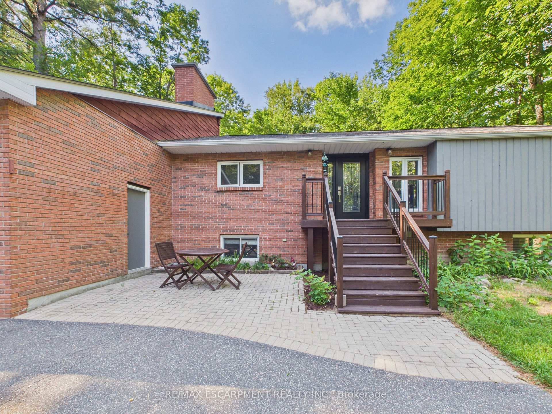 1060 Golden Beach Road photo 4