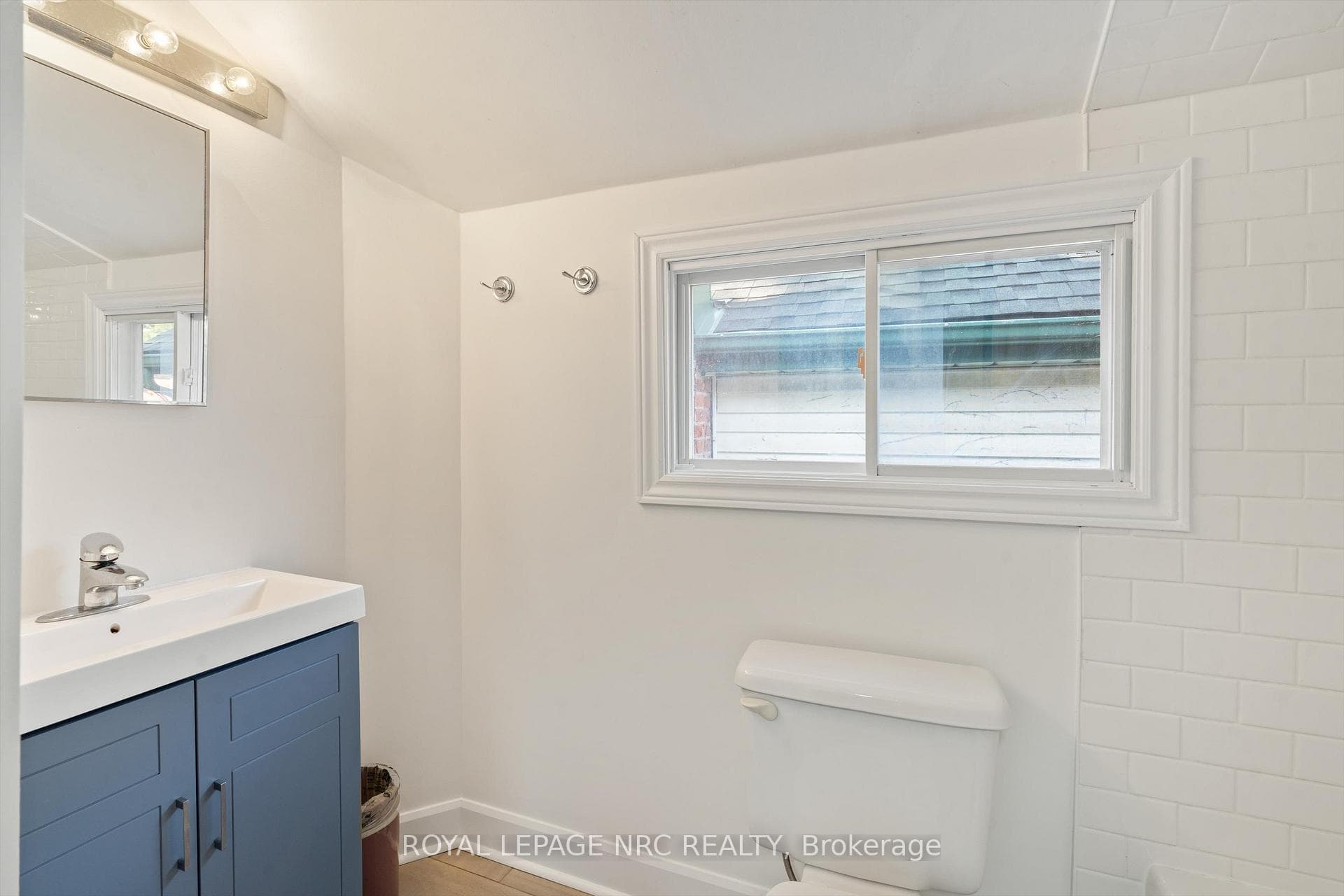38 Louisa Street photo 19