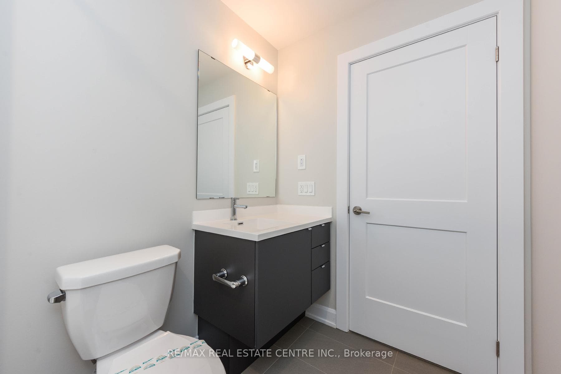3220 William Coltson Avenue Unit 1212 photo 24
