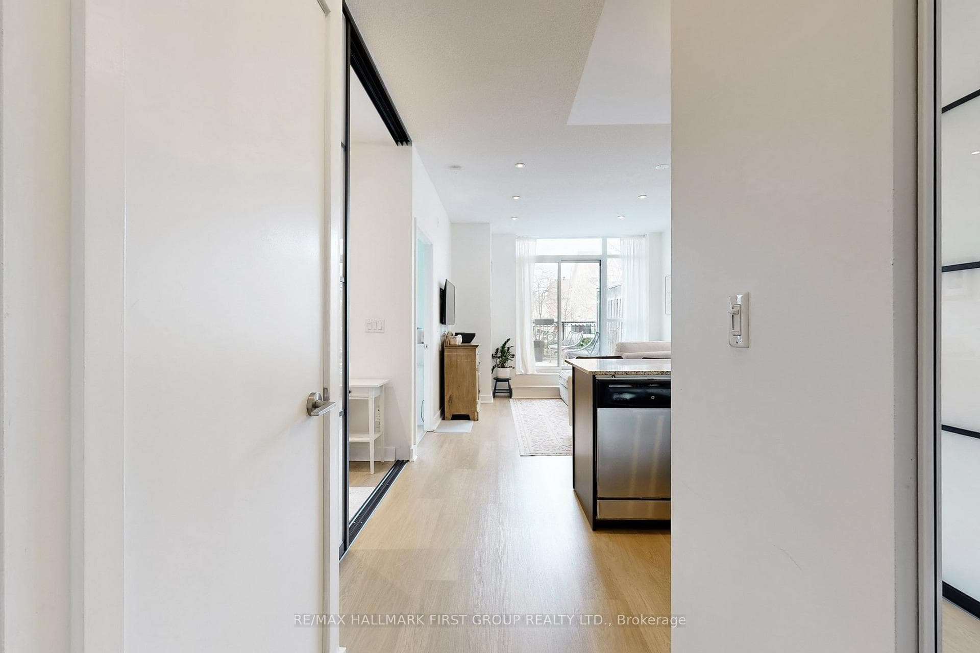 120 Dallimore Circle Unit 127 photo 21
