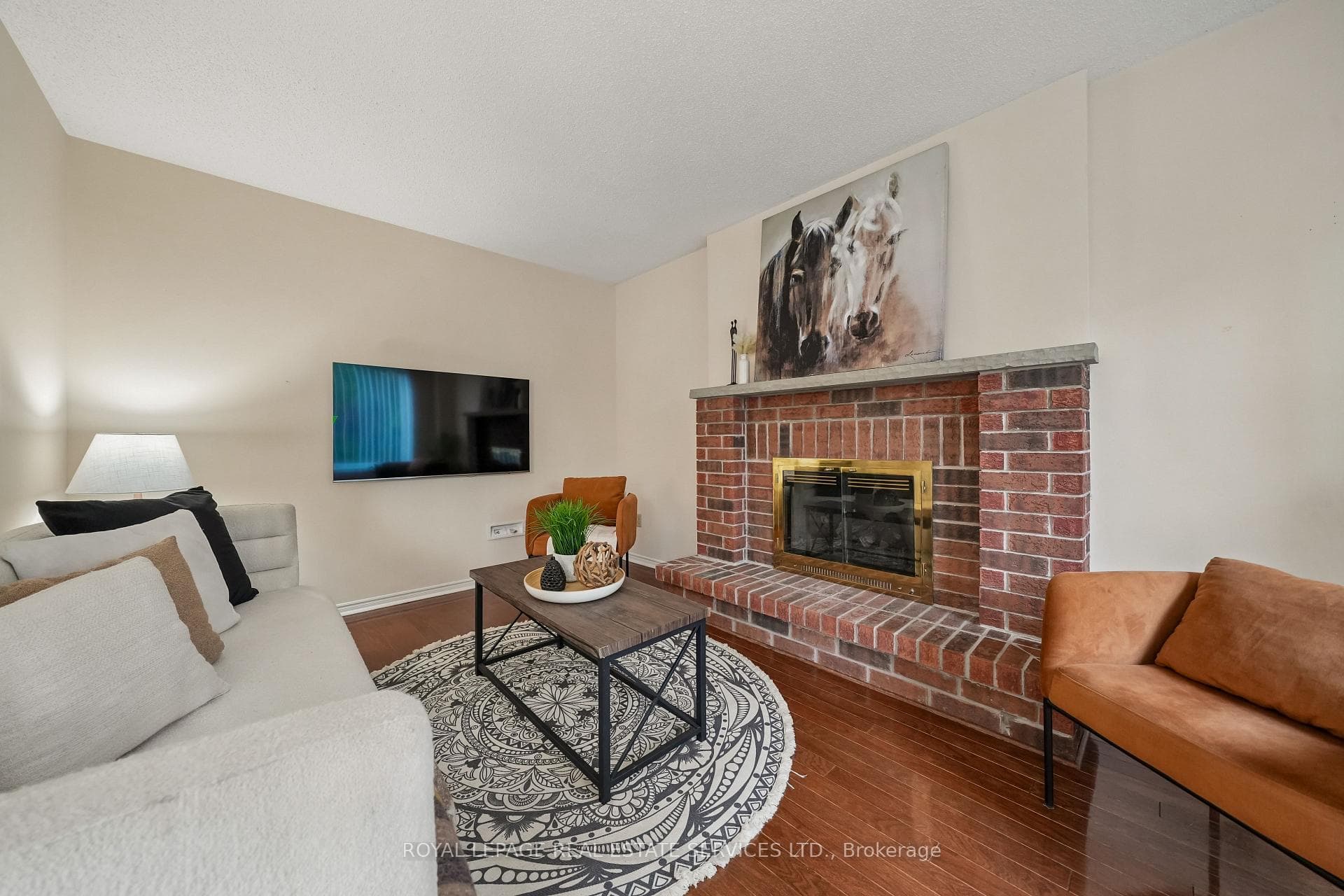 1547 Stoneybrook Trail photo 14