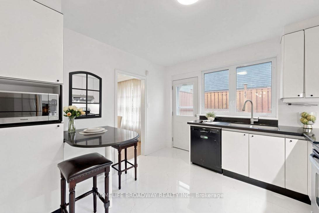36 Bradgate Road photo 12