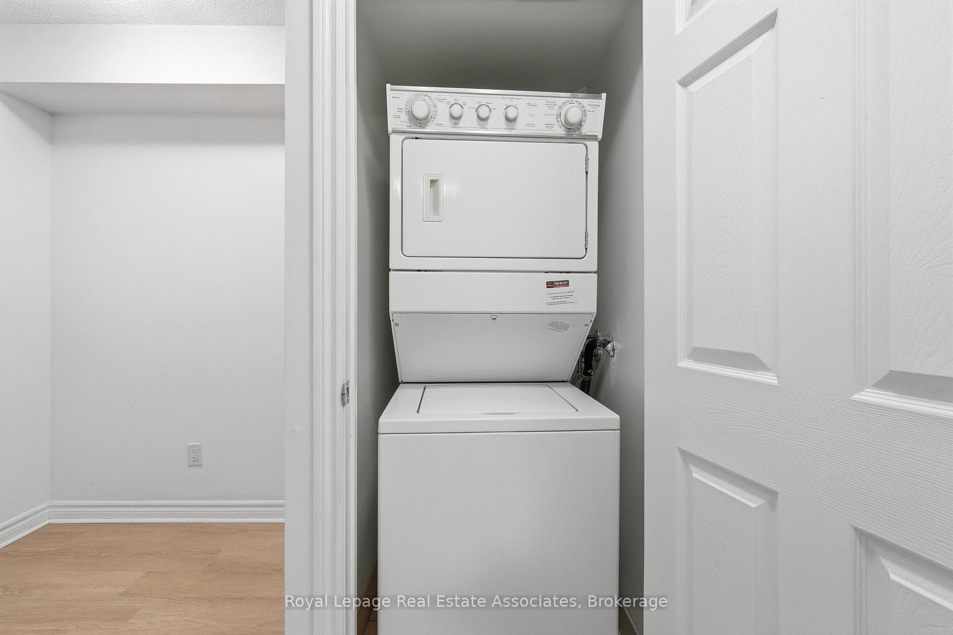 3880 Duke Of York Boulevard Unit 1008 photo 19