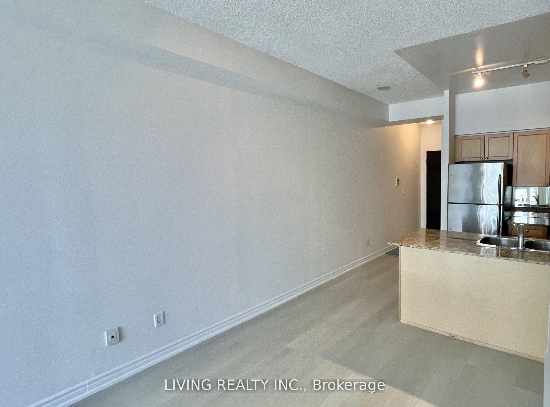 761 Bay Street Unit 3212 photo 10