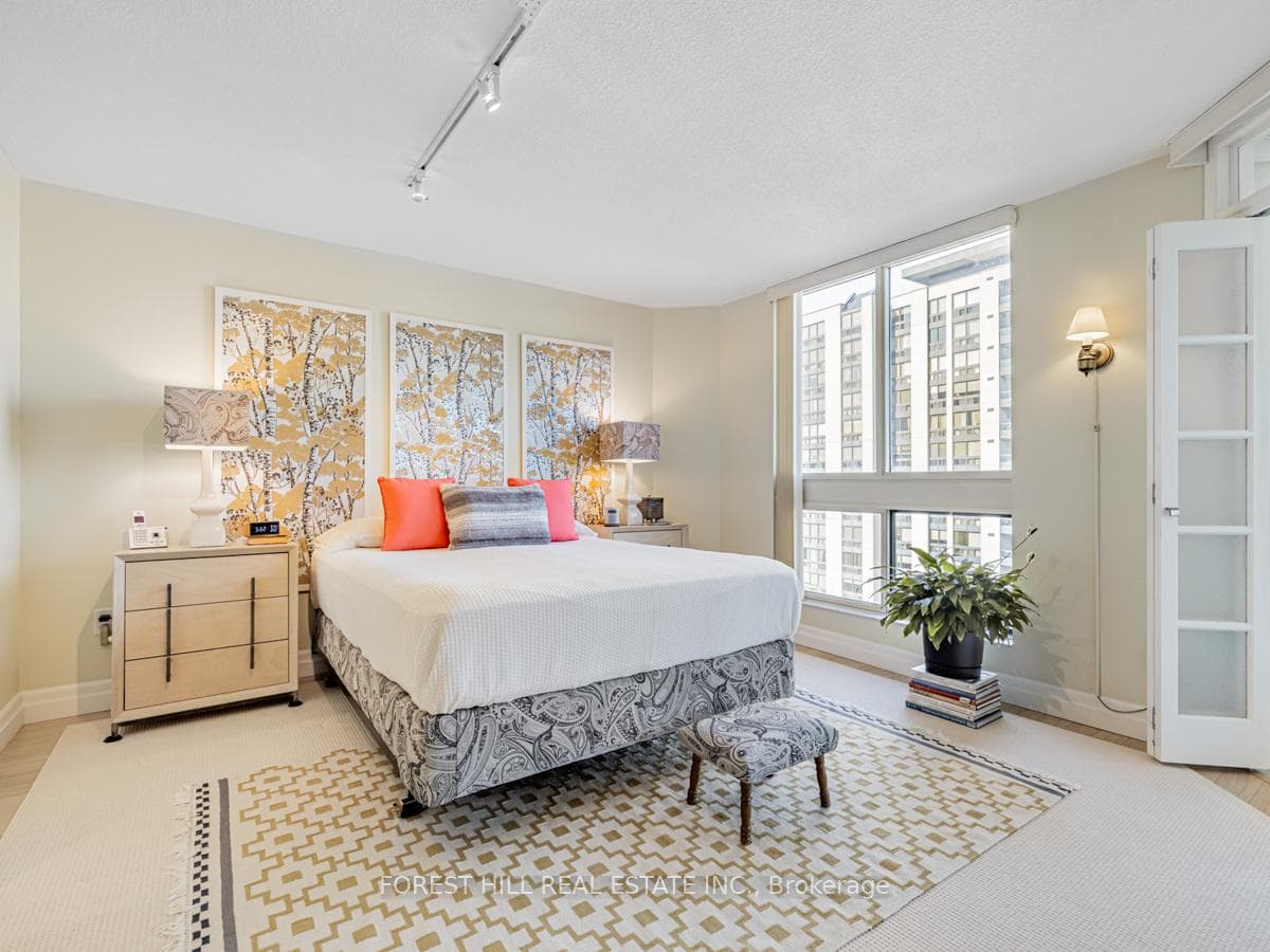 10 Kenneth Avenue Unit 1204 photo 18